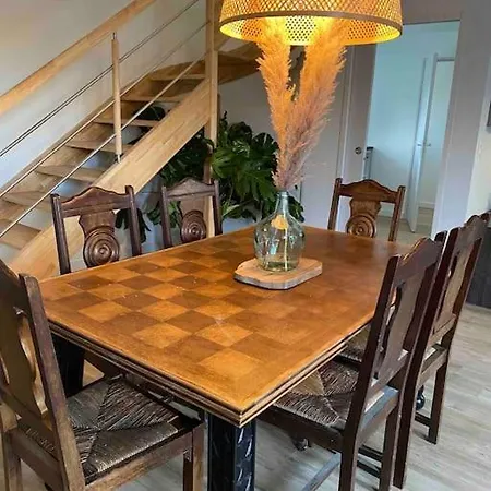 Holiday home Dans Un Hameau Breton - 10 Personnes Saint-Jean-Brevelay