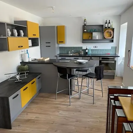Holiday home Dans Un Hameau Breton - 10 Personnes *